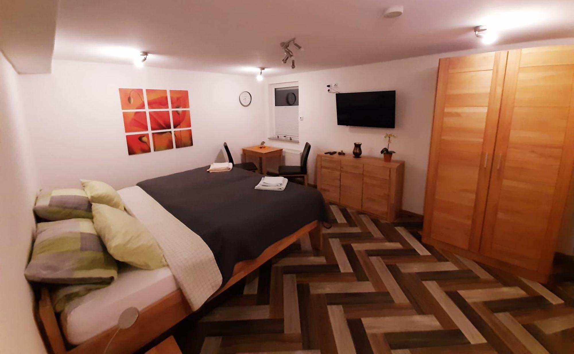 Ferienwohnung Am Steigerwaldrand Sugenheim Exterior foto