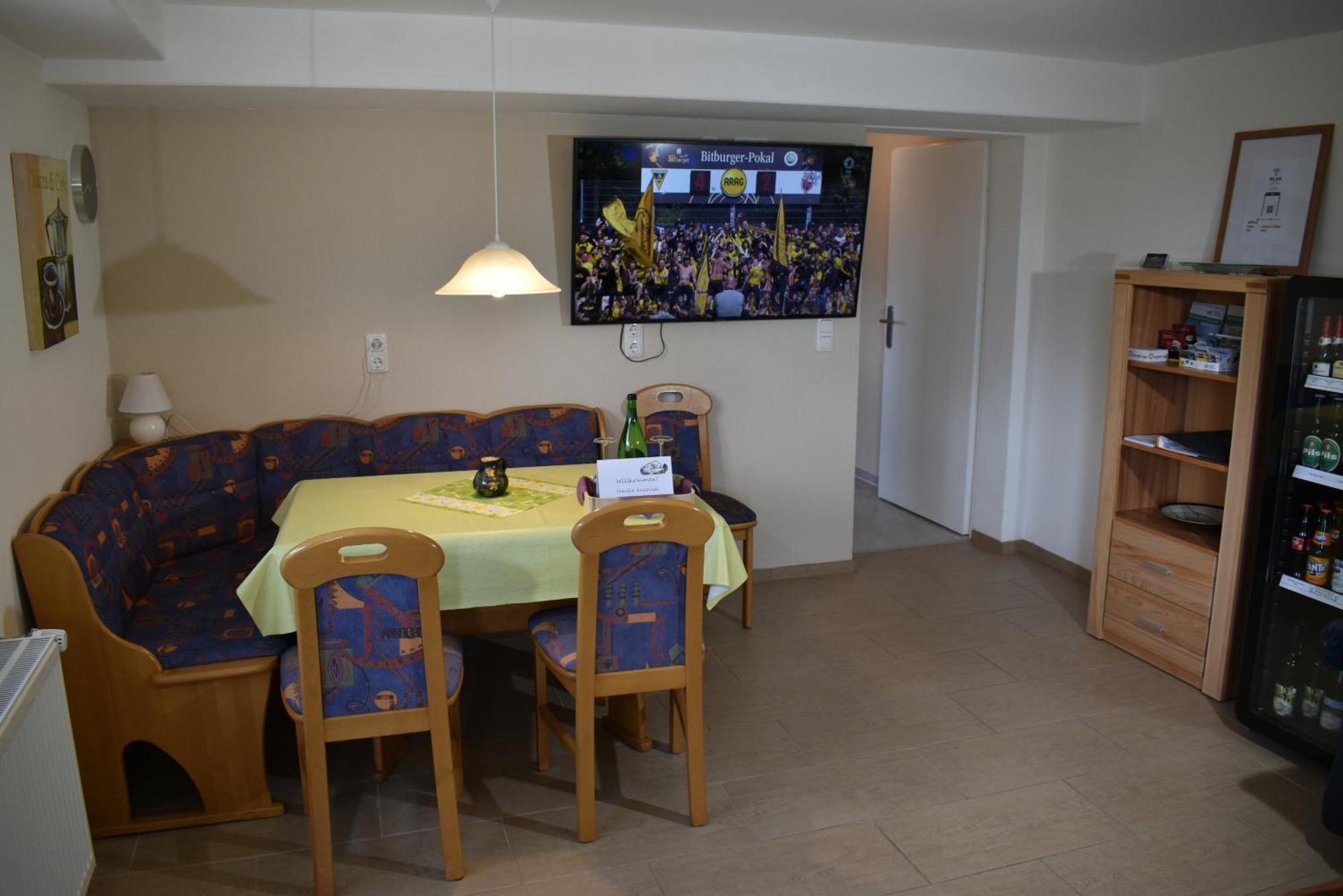 Ferienwohnung Am Steigerwaldrand Sugenheim Exterior foto