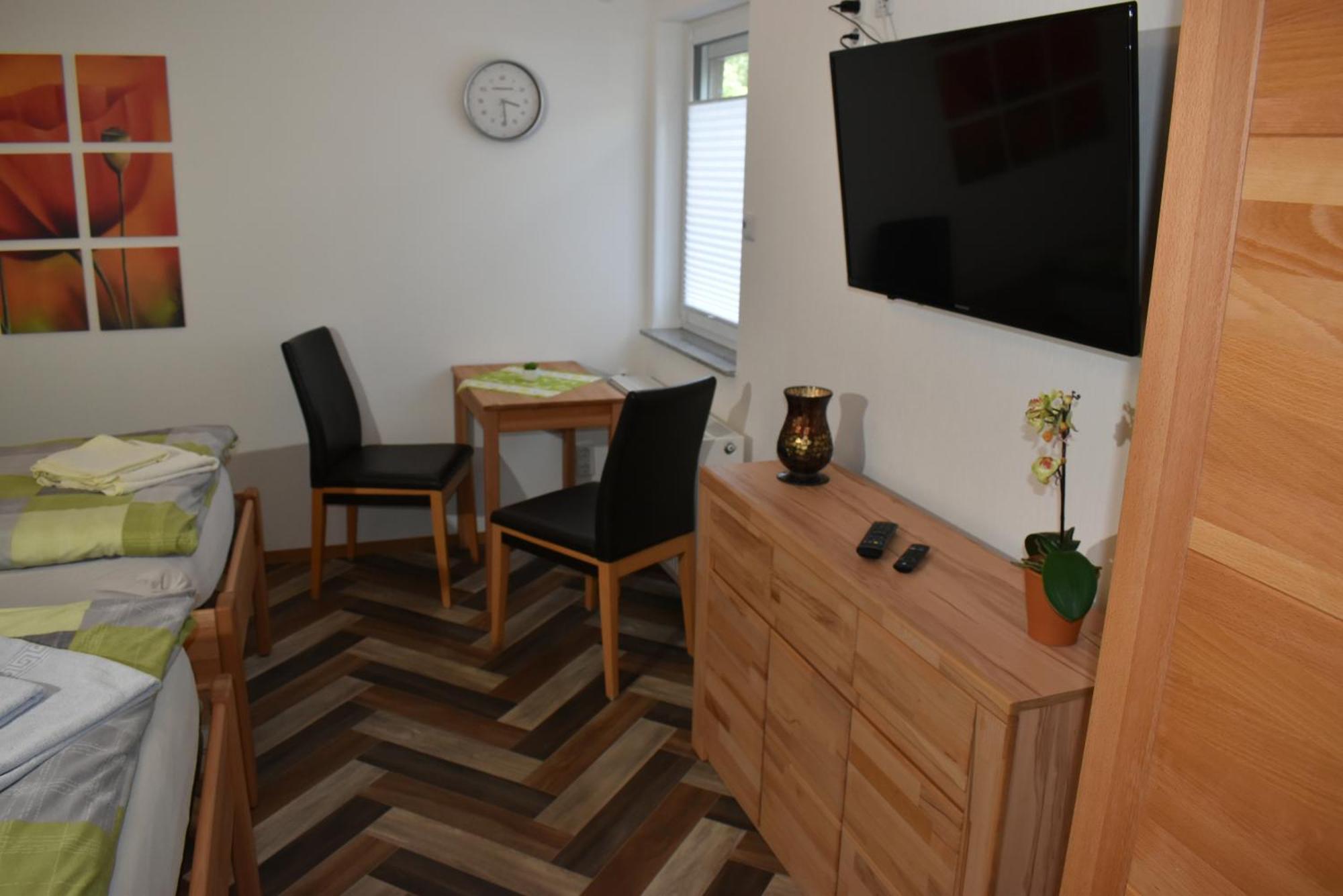 Ferienwohnung Am Steigerwaldrand Sugenheim Exterior foto